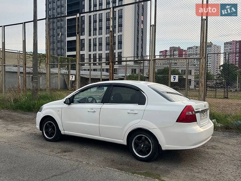 Седан Chevrolet Aveo 2007 в Киеве фото 5 Седан Chevrolet Aveo 2007 в Киеве