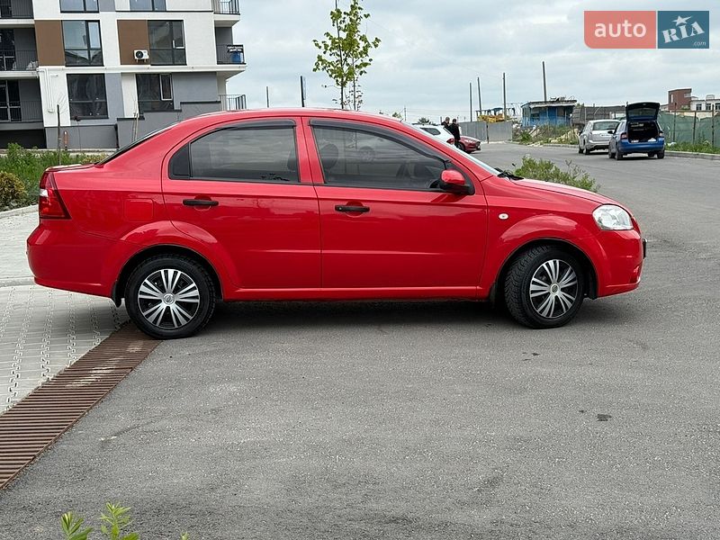 Седан Chevrolet Aveo 2008 в Тернополе