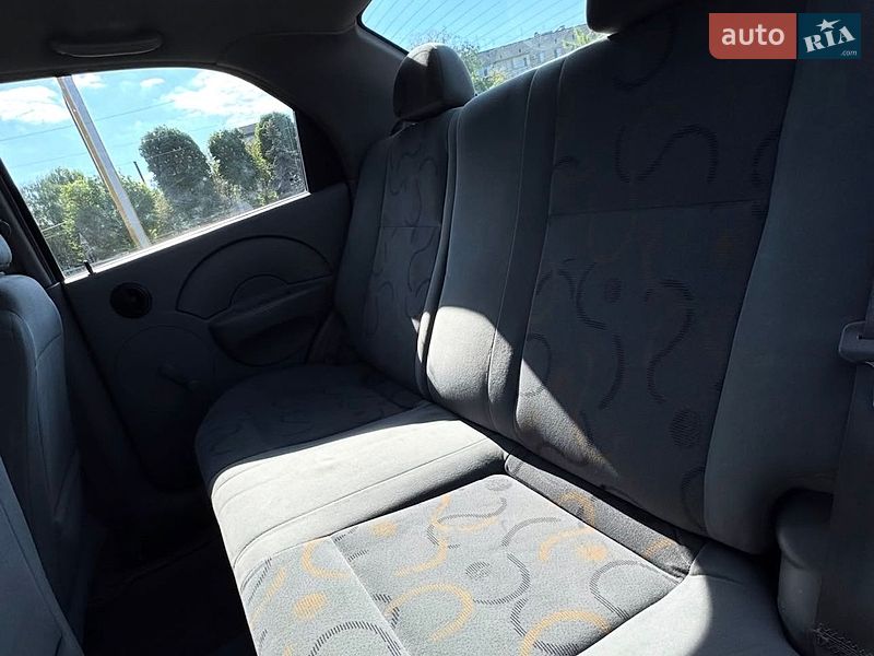 Седан Chevrolet Aveo 2005 в Каменке