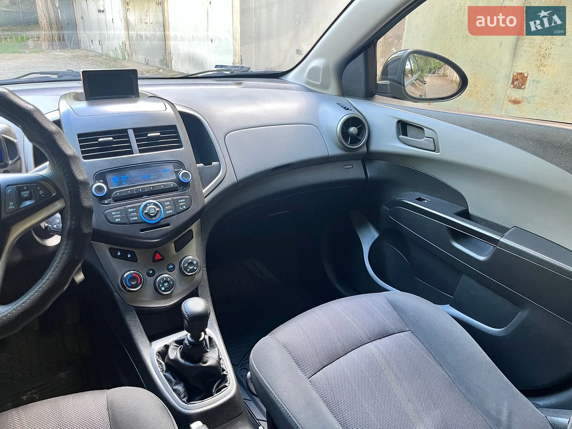 2013 Chevrolet Aveo - мініатюра 25