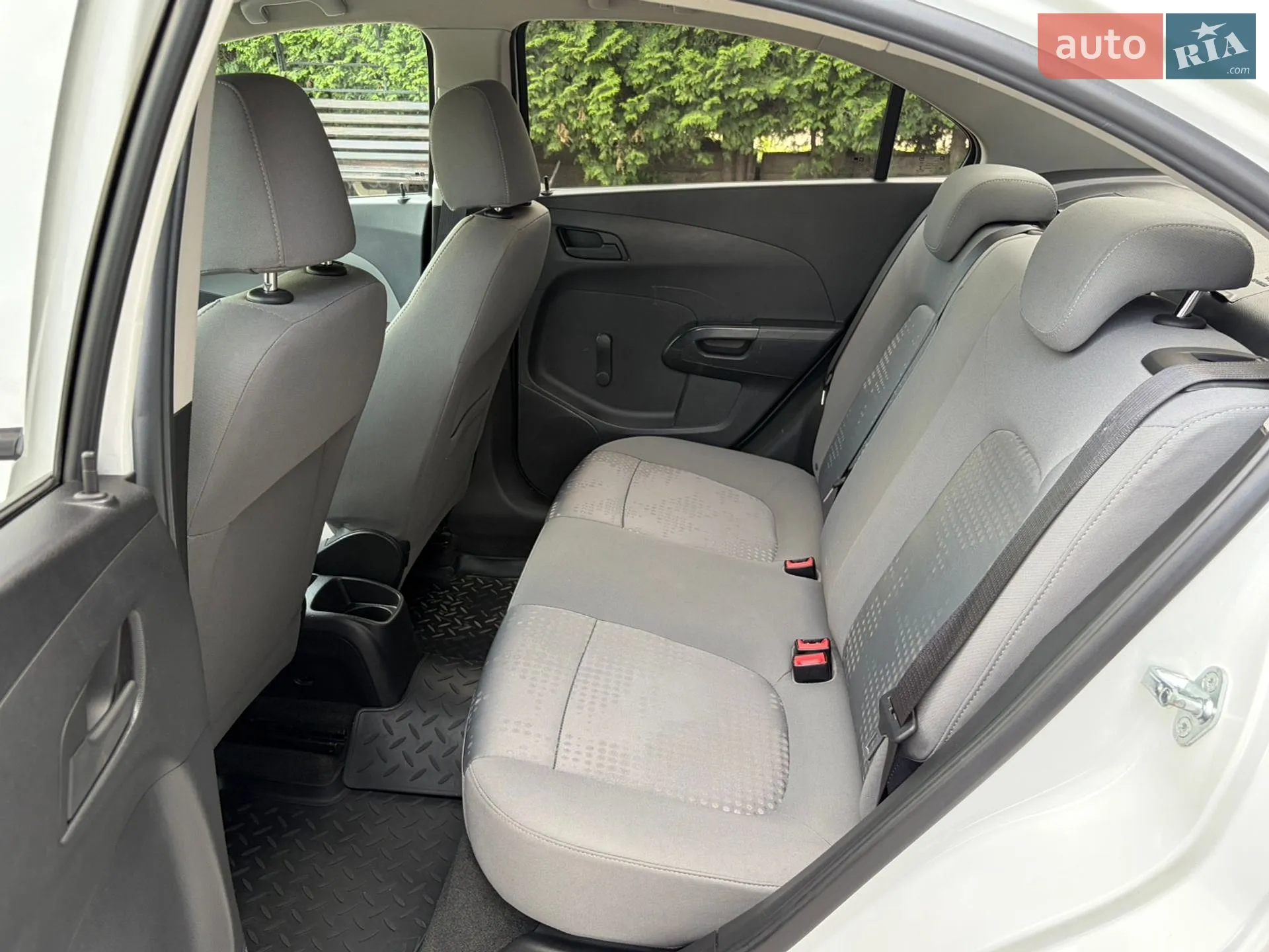 2014 Chevrolet Aveo - мініатюра 14
