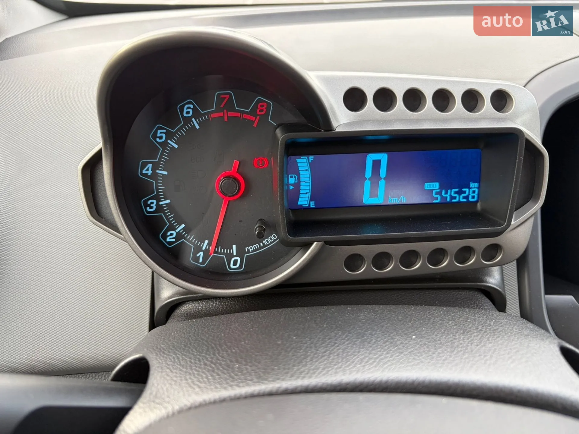 2014 Chevrolet Aveo - мініатюра 15