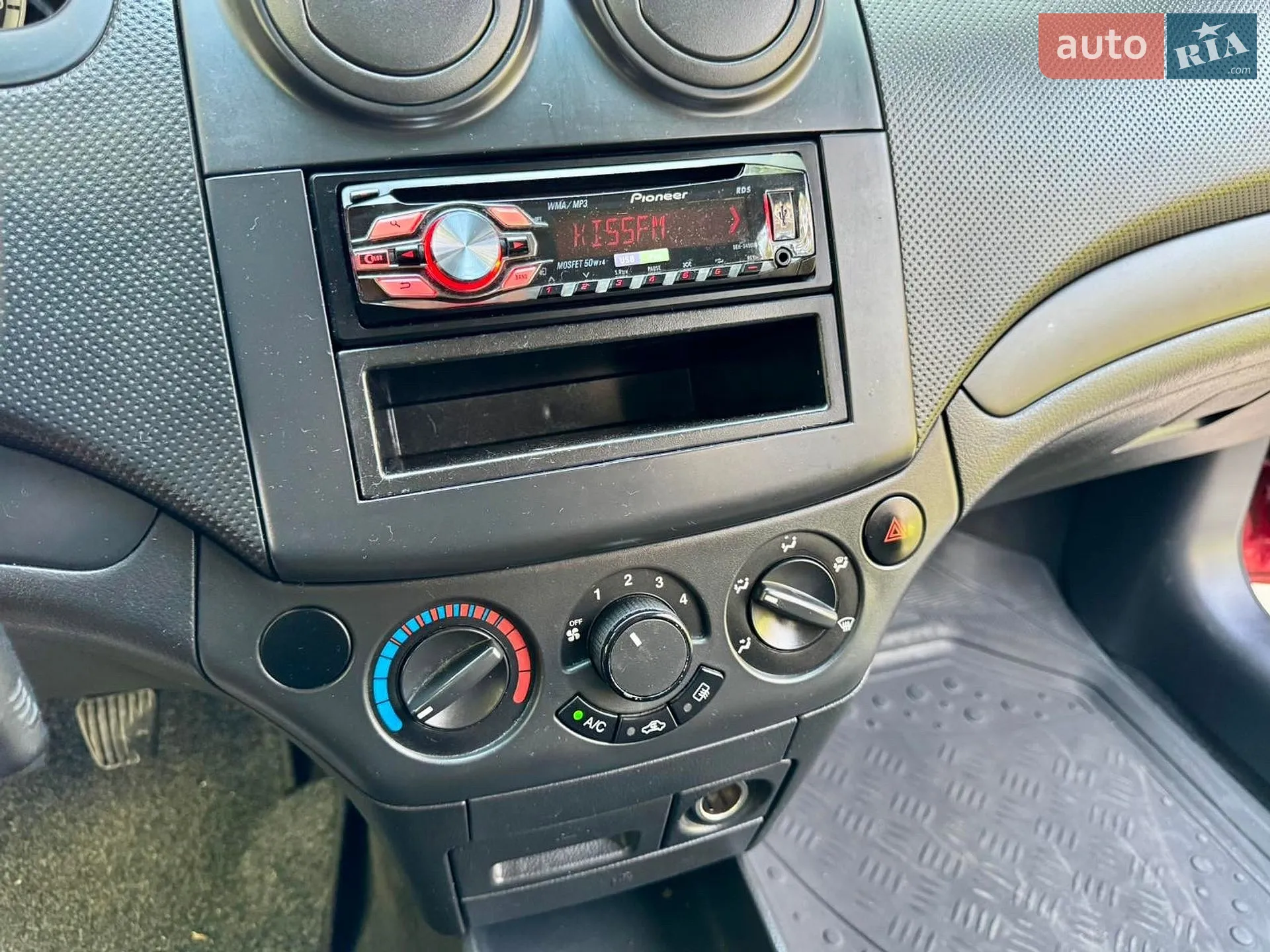 2011 Chevrolet Aveo - мініатюра 23