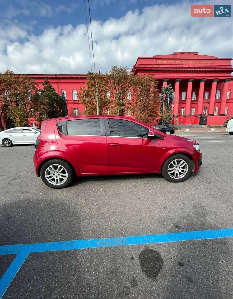 2014 Chevrolet Aveo - мініатюра 18