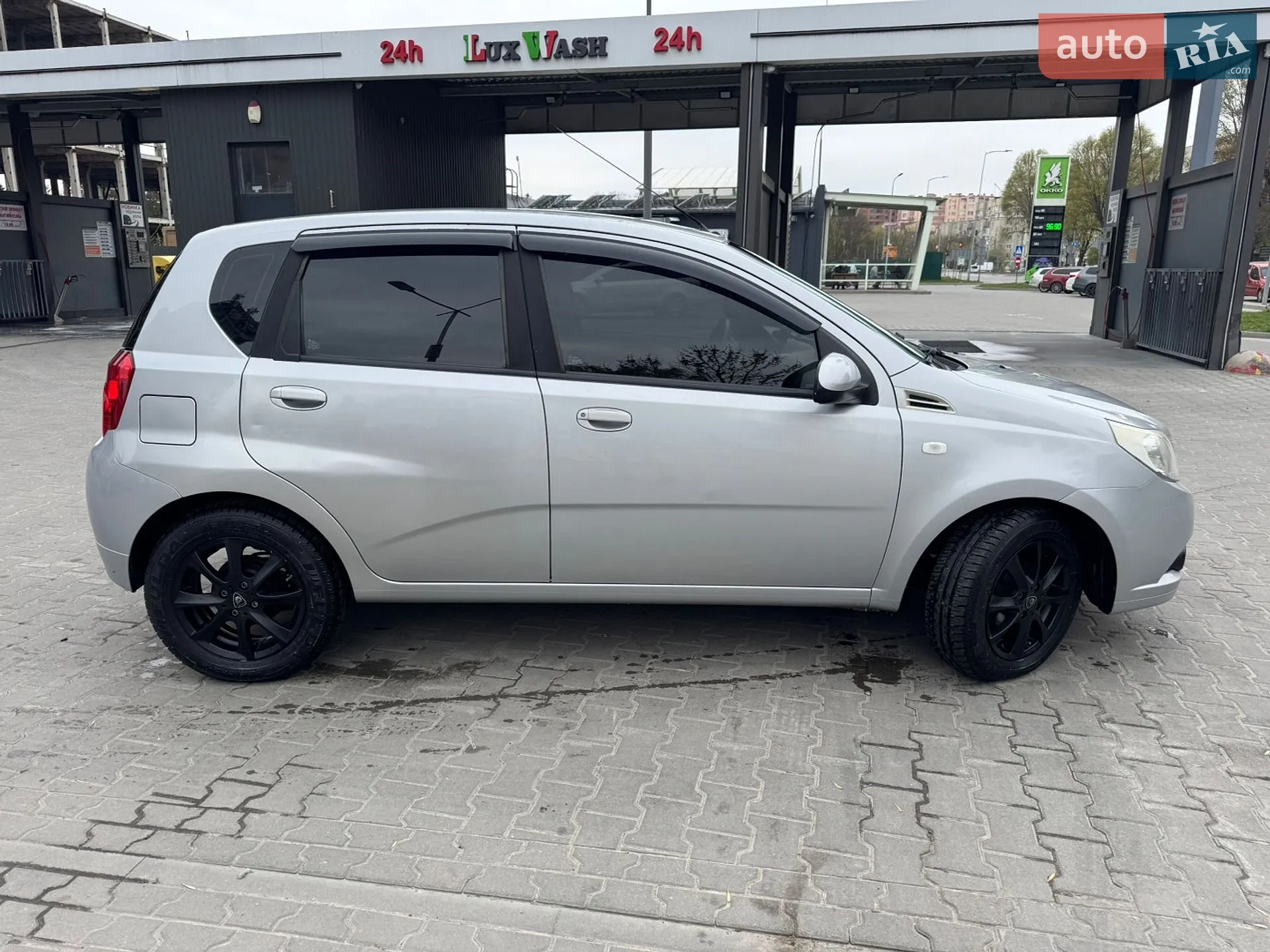 2010 Chevrolet Aveo - мініатюра 3