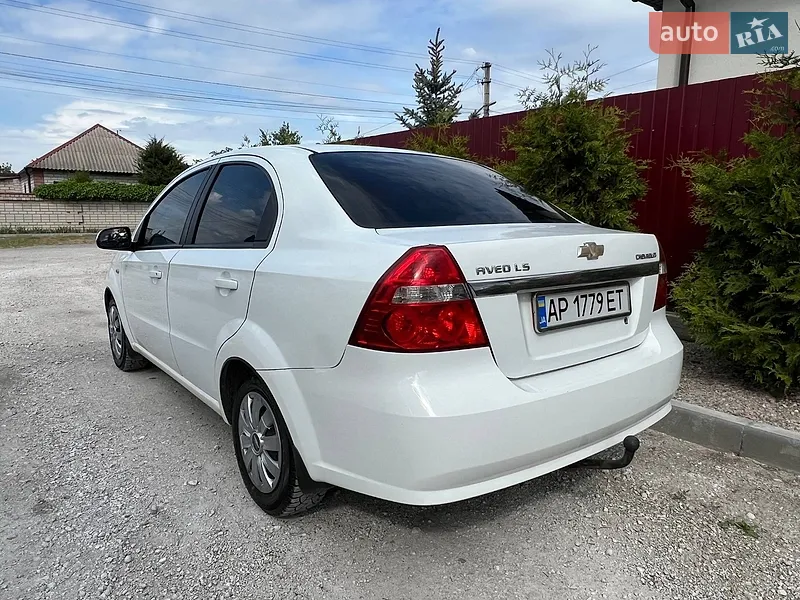 Chevrolet Aveo 2008 VIN Y6DTC58U28Y056595 фото оголошення 2 з 37
