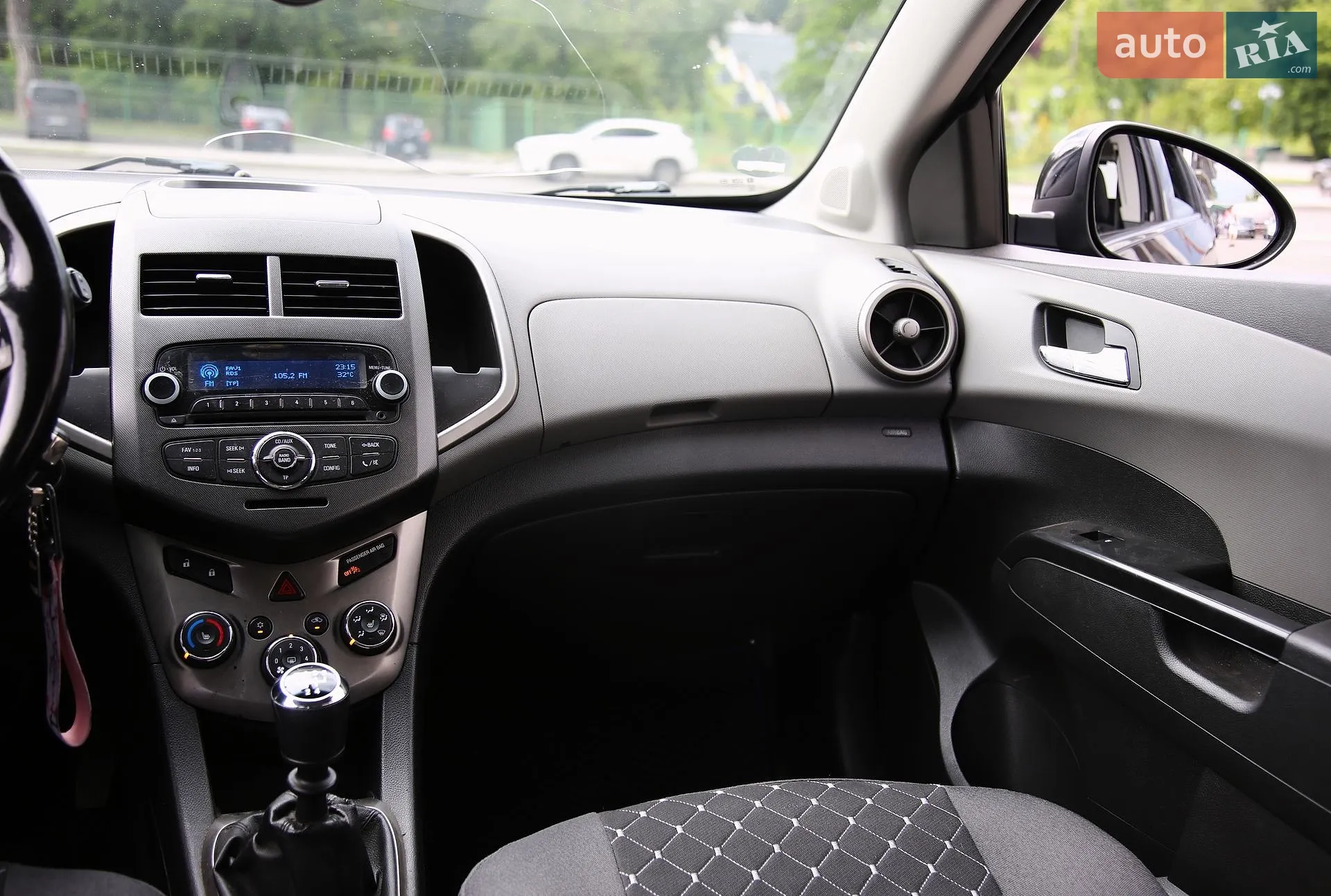 2011 Chevrolet Aveo - мініатюра 13