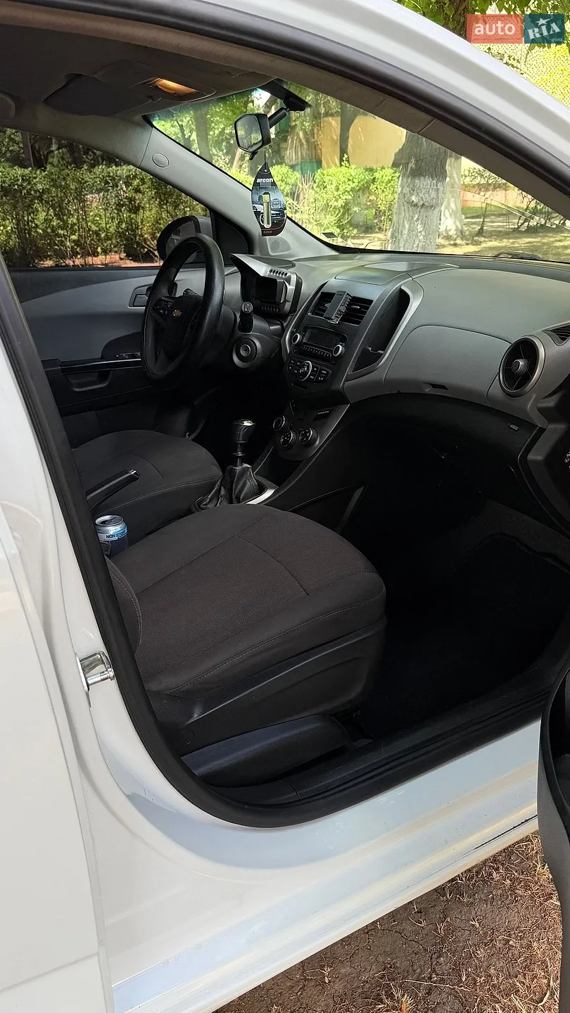 2012 Chevrolet Aveo - мініатюра 13