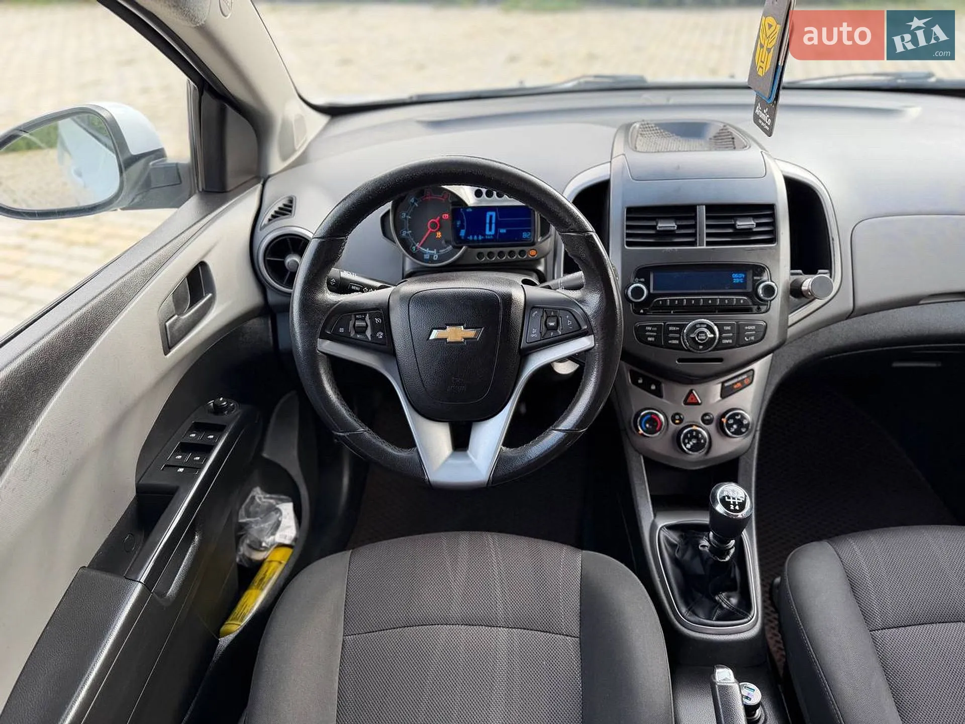 2013 Chevrolet Aveo - мініатюра 28