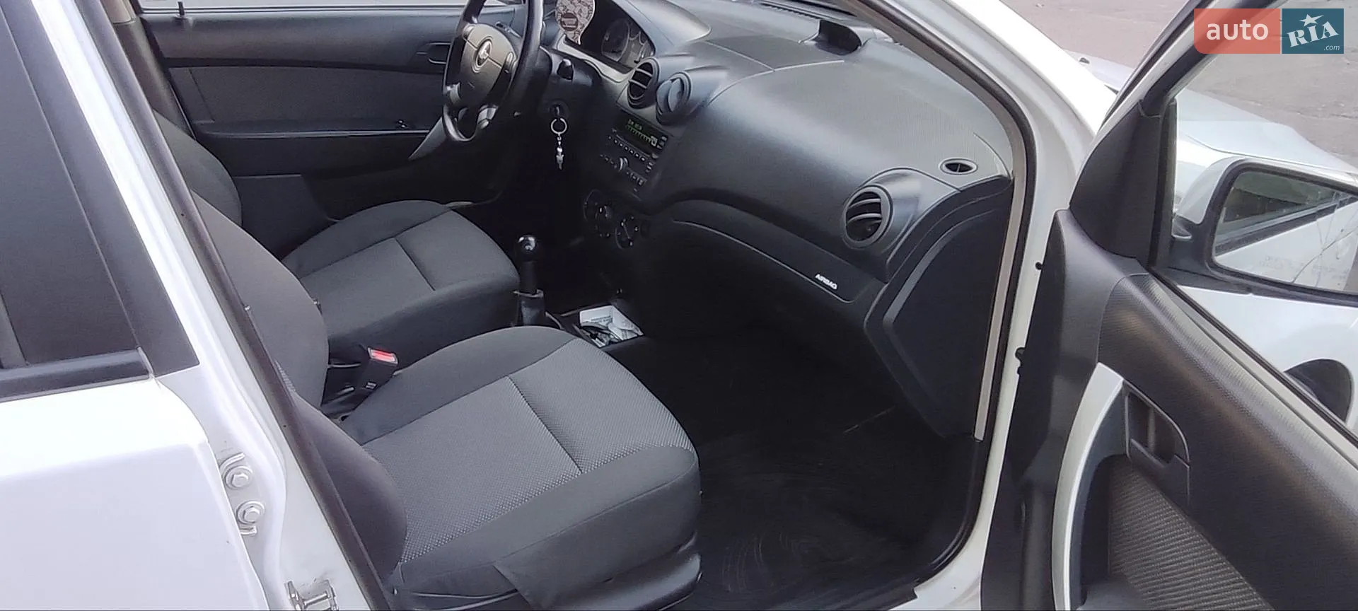 2010 Chevrolet Aveo - мініатюра 16