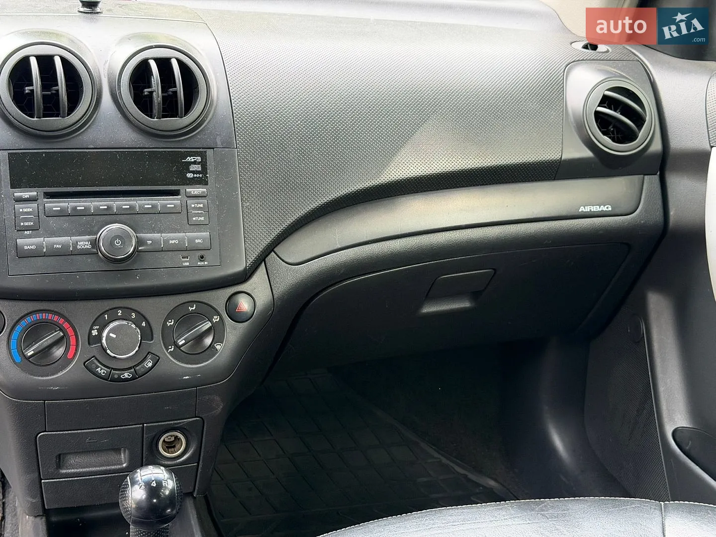 2010 Chevrolet Aveo - мініатюра 15