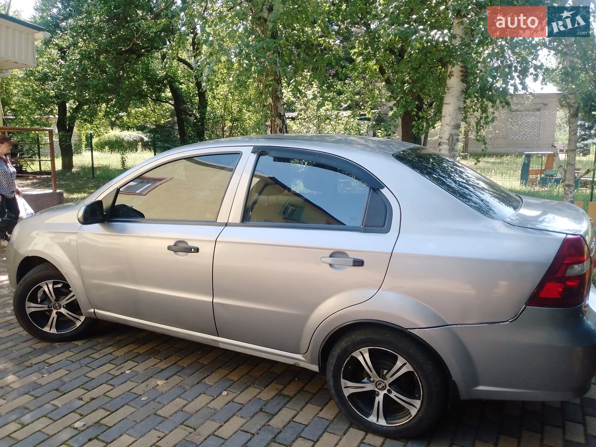 2011 Chevrolet Aveo - мініатюра 2