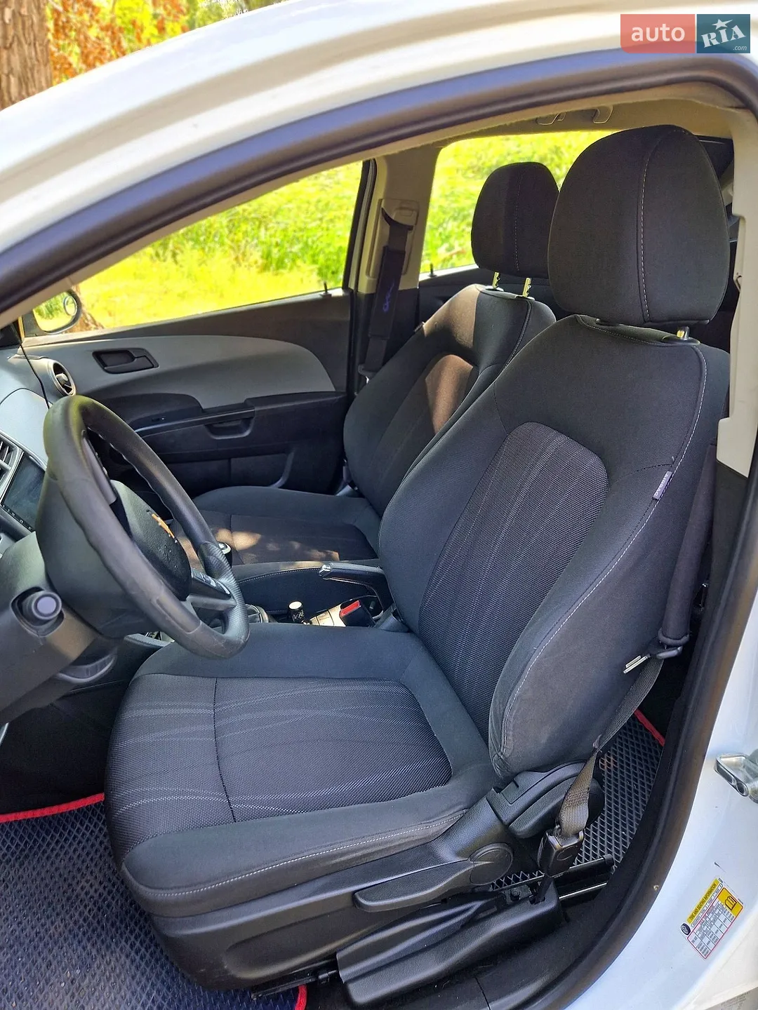 2012 Chevrolet Aveo - мініатюра 11
