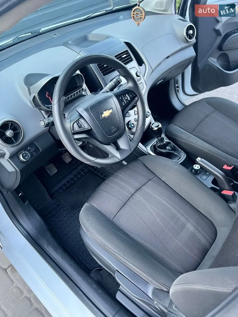 2012 Chevrolet Aveo - мініатюра 14