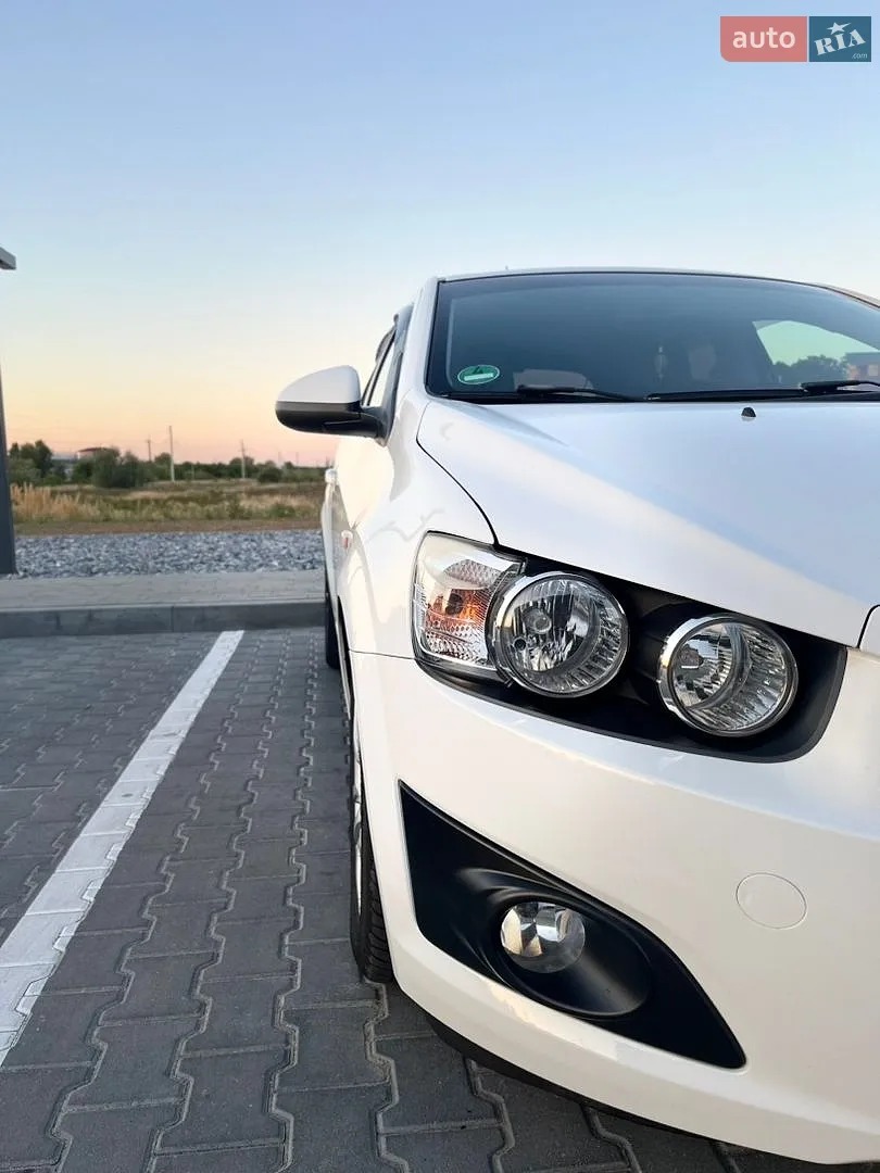 2012 Chevrolet Aveo - мініатюра 10