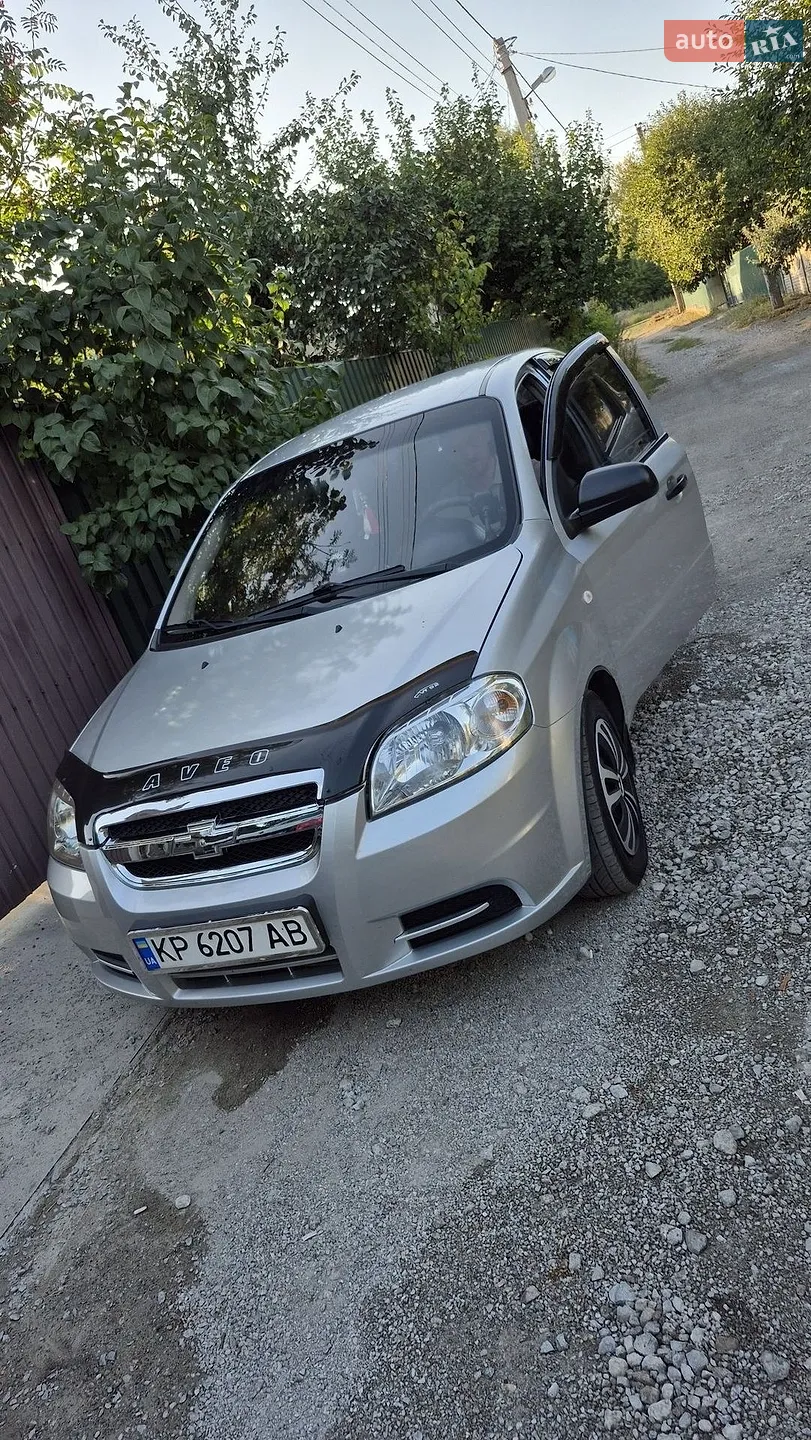 2011 Chevrolet Aveo - фото 1