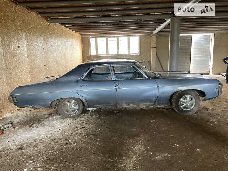 Седан Chevrolet Bel Air 1969 в Львові