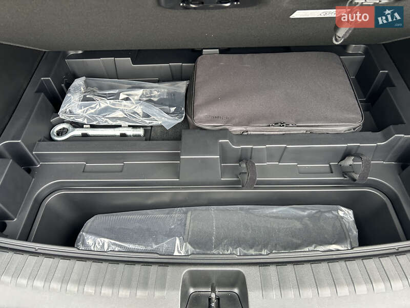 Позашляховик / Кросовер Chevrolet Blazer EV 2025 в Києві фото 32 Позашляховик / Кросовер Chevrolet Blazer EV 2025 в Києві