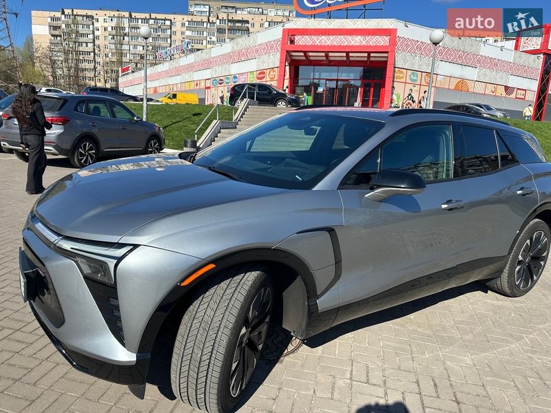 Позашляховик / Кросовер Chevrolet Blazer EV 2023 в Києві