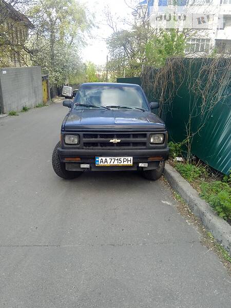 Внедорожник / Кроссовер Chevrolet Blazer 1993 в Киеве
