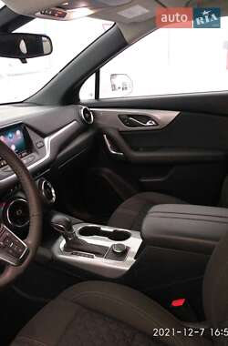 Внедорожник / Кроссовер Chevrolet Blazer 2019 в 