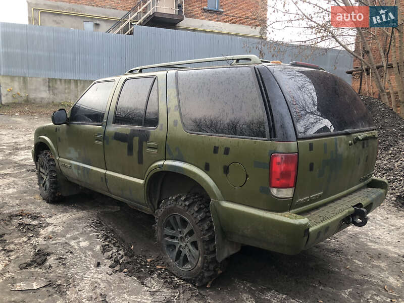 Внедорожник / Кроссовер Chevrolet Blazer 1996 в Харькове