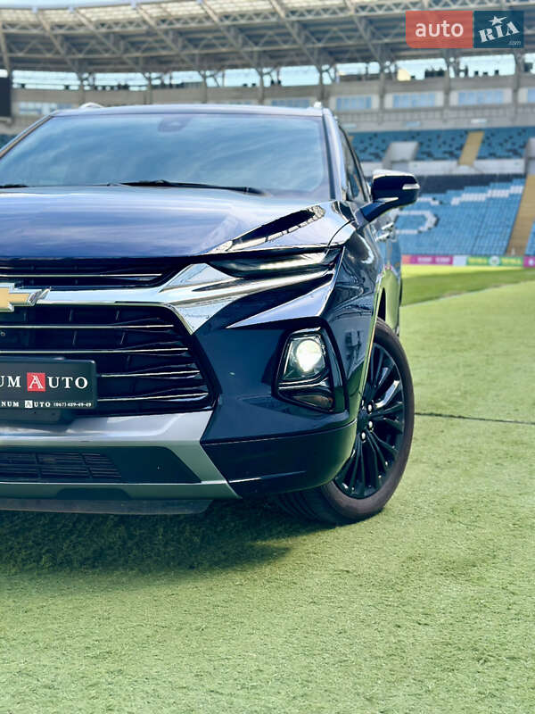 Внедорожник / Кроссовер Chevrolet Blazer 2019 в Одессе