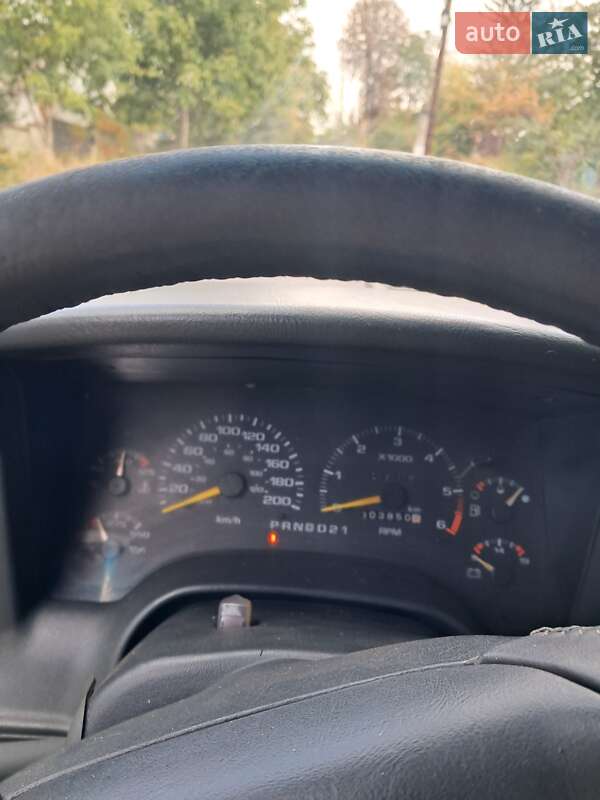 Позашляховик / Кросовер Chevrolet Blazer 1995 в Південному