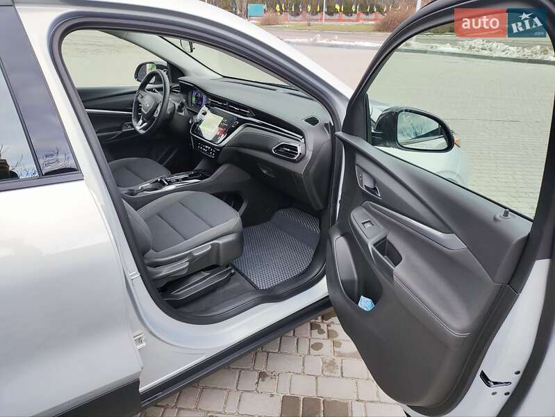 Позашляховик / Кросовер Chevrolet Bolt EUV 2023 в Кропивницькому фото 25 Позашляховик / Кросовер Chevrolet Bolt EUV 2023 в Кропивницькому