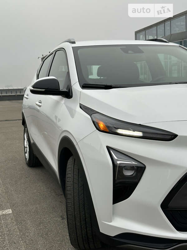 Позашляховик / Кросовер Chevrolet Bolt EUV 2023 в Києві