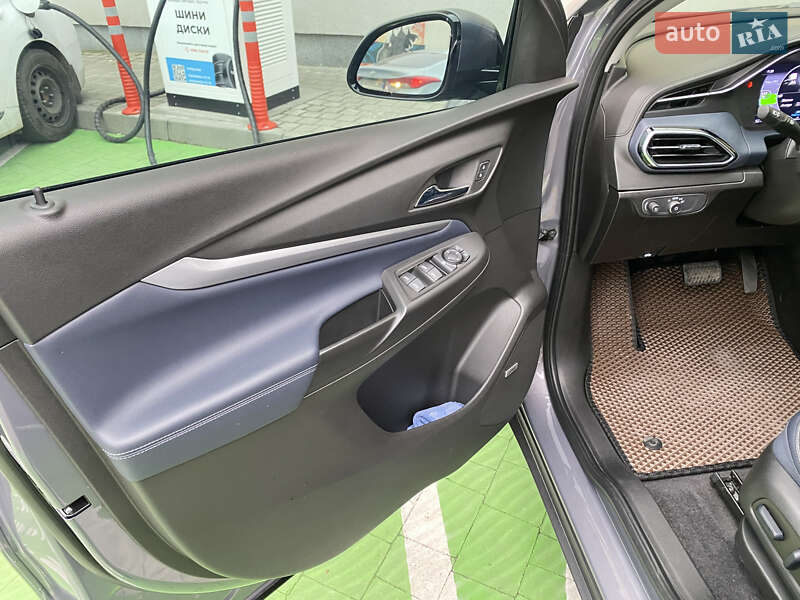 Внедорожник / Кроссовер Chevrolet Bolt EUV 2022 в Львове