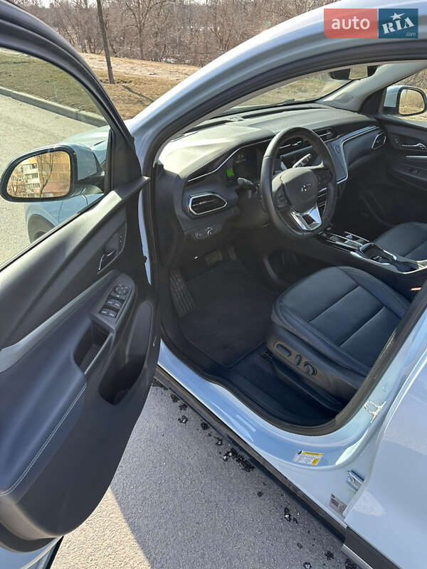 Внедорожник / Кроссовер Chevrolet Bolt EUV 2022 в Запорожье