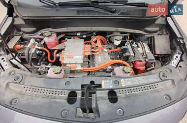 Позашляховик / Кросовер Chevrolet Bolt EUV 2023 в 