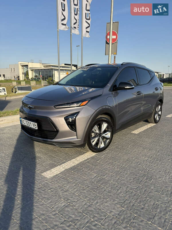 Хэтчбек Chevrolet Bolt EUV 2022 в 
