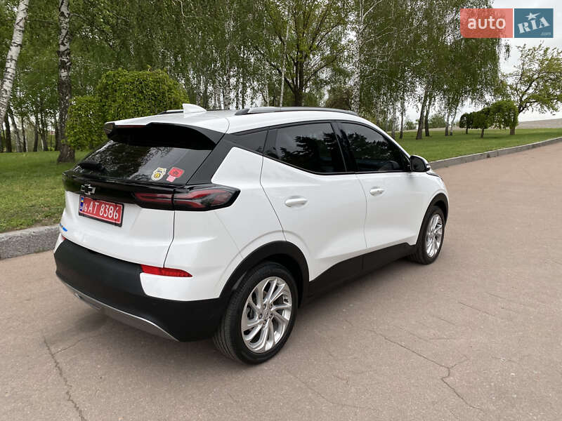 Позашляховик / Кросовер Chevrolet Bolt EUV 2021 в Житомирі