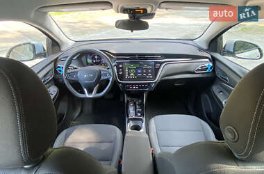 Позашляховик / Кросовер Chevrolet Bolt EUV 2023 в 