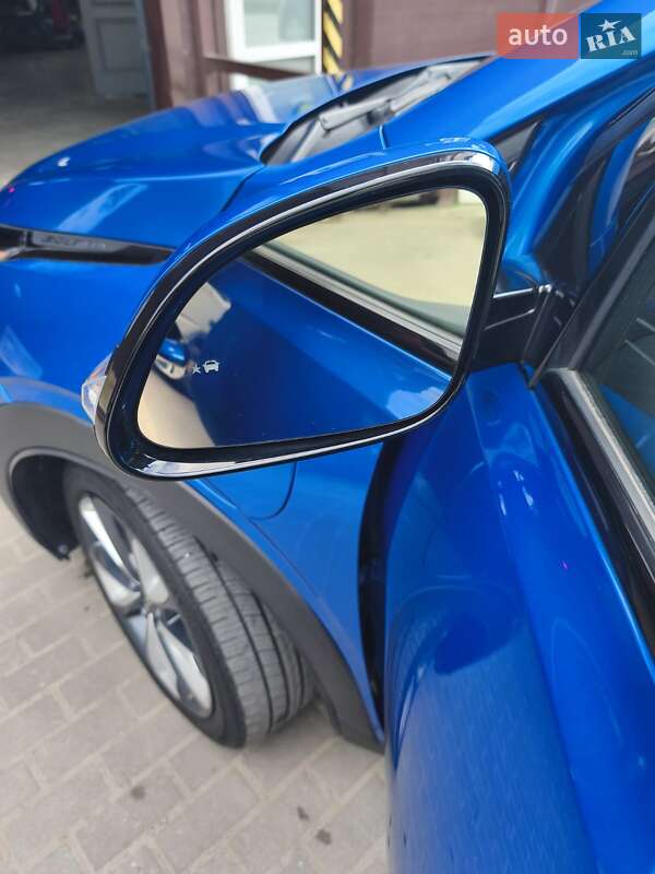 Позашляховик / Кросовер Chevrolet Bolt EUV 2021 в Києві фото 12 Позашляховик / Кросовер Chevrolet Bolt EUV 2021 в Києві