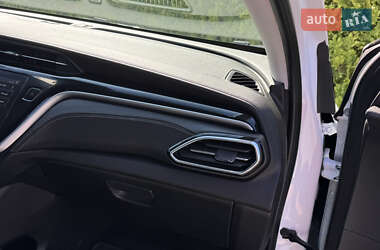 Позашляховик / Кросовер Chevrolet Bolt EUV 2022 в 