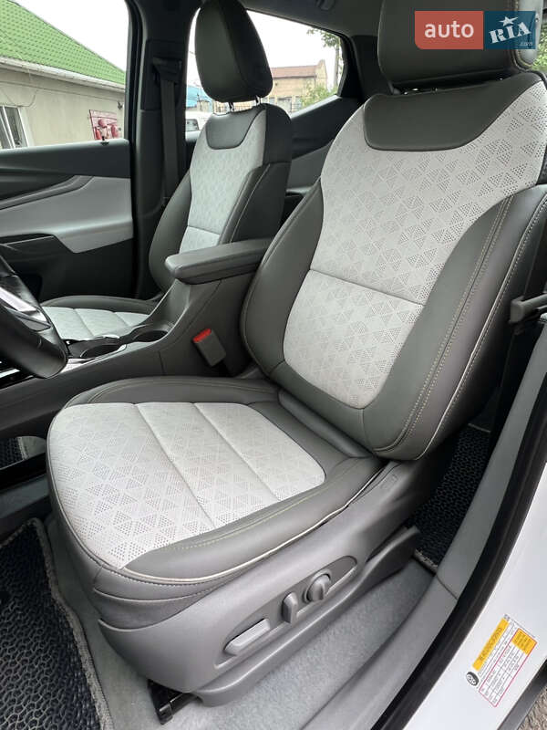 Хетчбек Chevrolet Bolt EUV 2023 в Одесі
