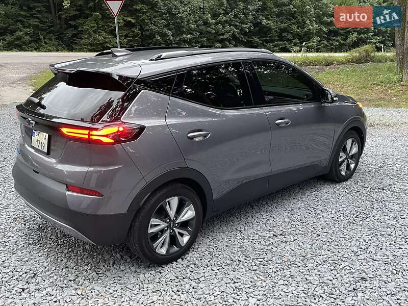 Позашляховик / Кросовер Chevrolet Bolt EUV 2022 в Радивиліві