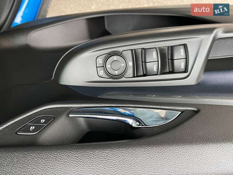 Позашляховик / Кросовер Chevrolet Bolt EUV 2023 в Києві