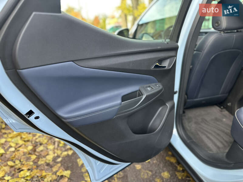 Внедорожник / Кроссовер Chevrolet Bolt EUV 2022 в Первомайске фото 33 Внедорожник / Кроссовер Chevrolet Bolt EUV 2022 в Первомайске