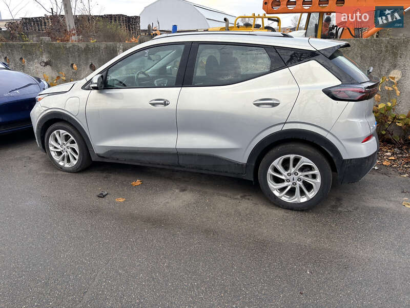 Позашляховик / Кросовер Chevrolet Bolt EUV 2023 в Києві