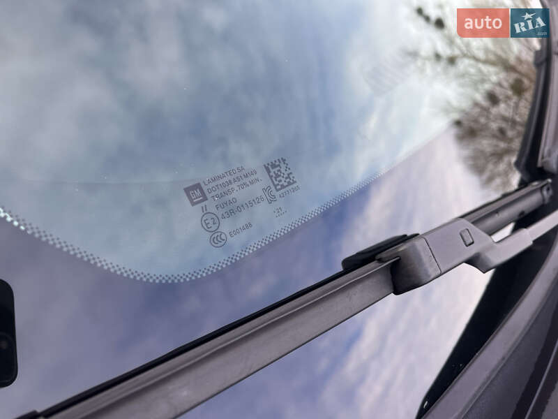 Позашляховик / Кросовер Chevrolet Bolt EUV 2021 в Ромнах