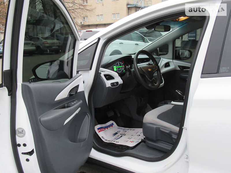 Хетчбек Chevrolet Bolt EV 2017 в Києві