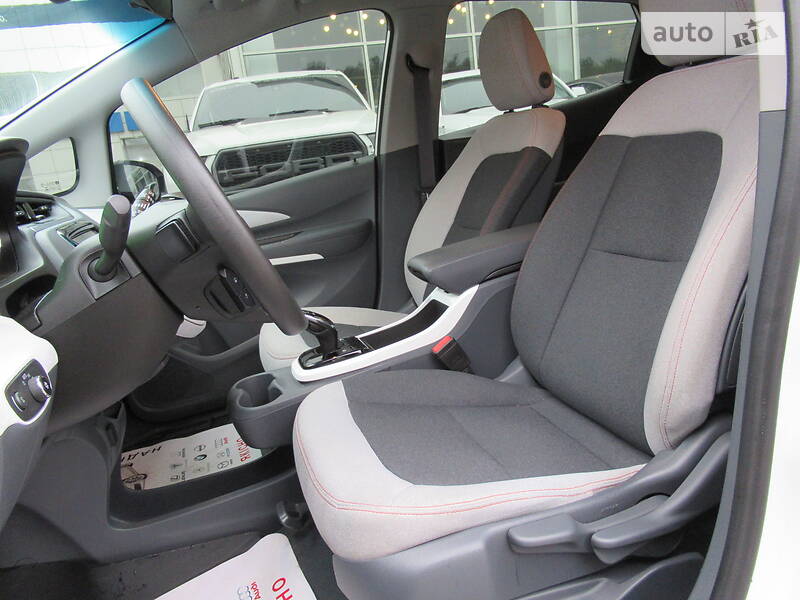 Хетчбек Chevrolet Bolt EV 2017 в Києві