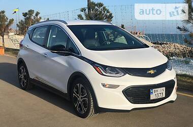 Хетчбек Chevrolet Bolt EV 2017 в 