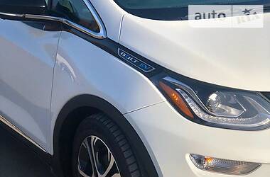 Хетчбек Chevrolet Bolt EV 2017 в 