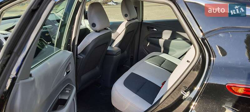 Хэтчбек Chevrolet Bolt EV 2020 в Днепре фото 13 Хэтчбек Chevrolet Bolt EV 2020 в Днепре