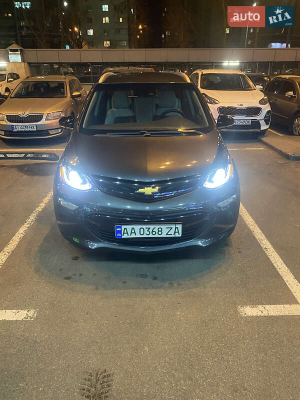 Хэтчбек Chevrolet Bolt EV 2017 в Киеве
